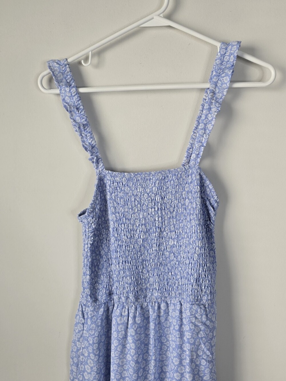 Abercrombie & Fitch Blue Floral Smocked Midi Dress S Side Slit Ruffles Pockets - Picture 5 of 16